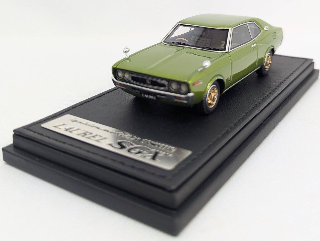 ignitionmodel×TOMYTEC 1|43 日産 ローレル ハードトップ 2000SGX 緑 T-IG4323