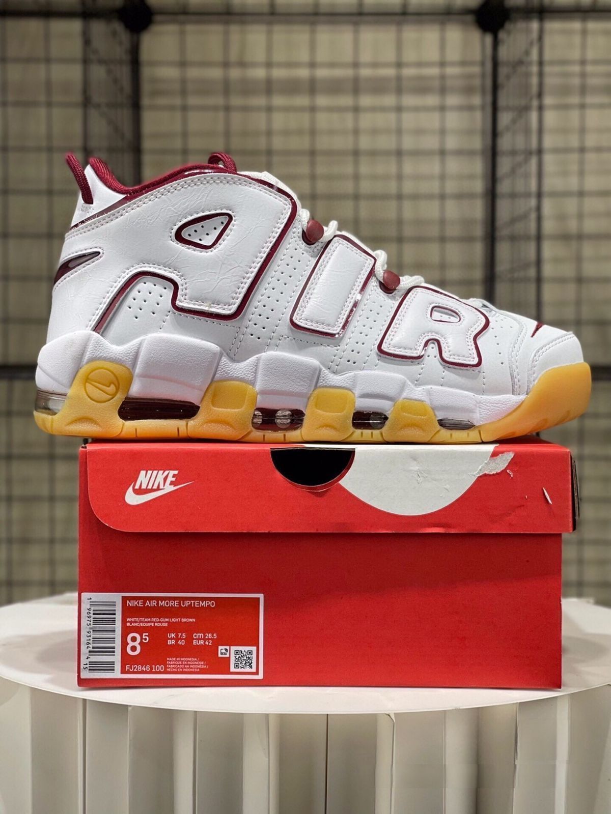 お値下げしました??即購入?? Nike Air more uptempo red toe 箱