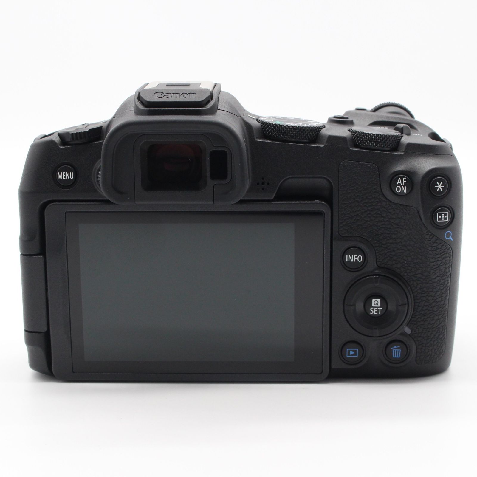 EOS R8