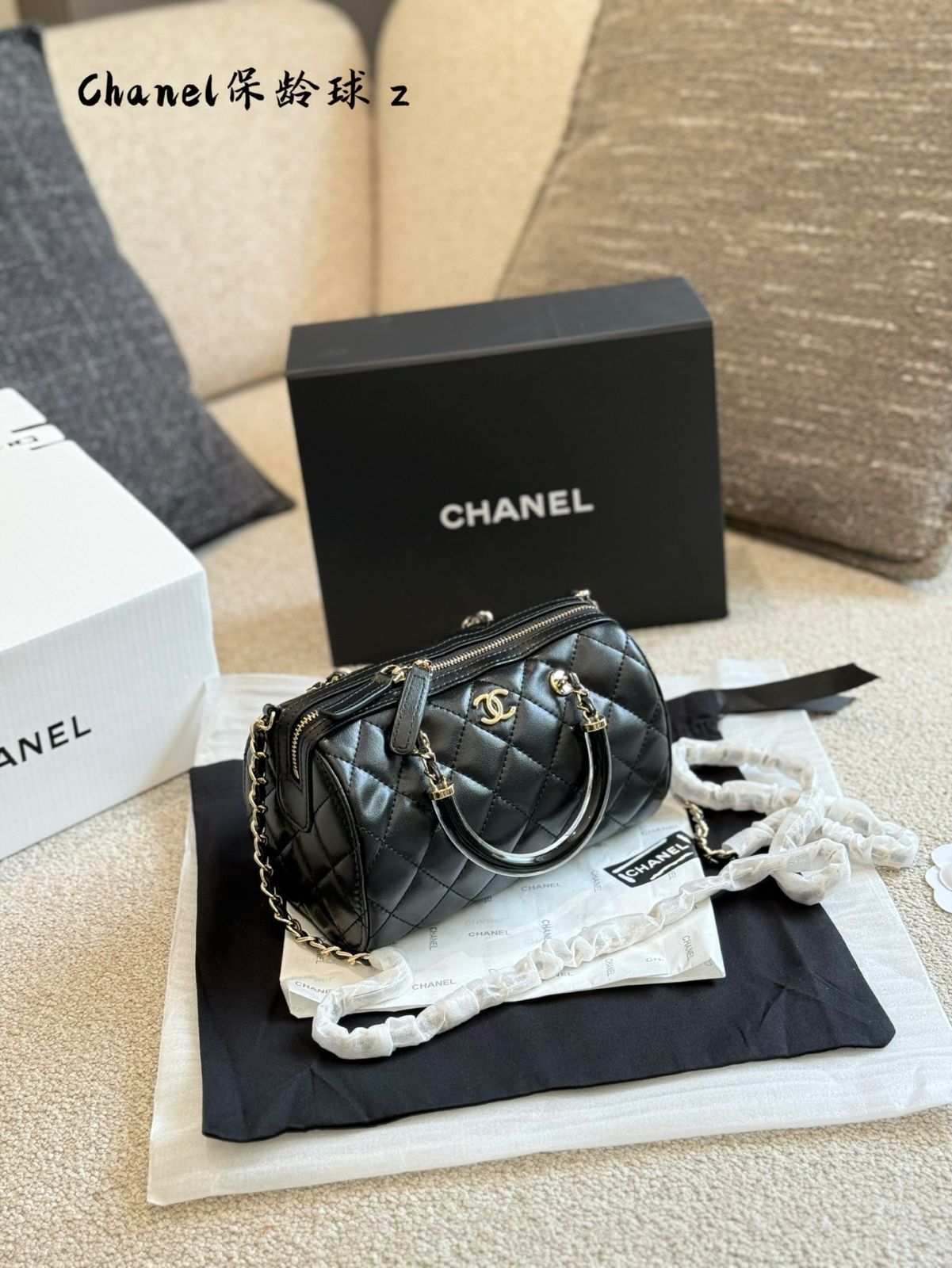 CHANEL☆新作25SS ミニ ボーリング バッグ Mini bowling bag, Calfskin & gold-tone metal, black