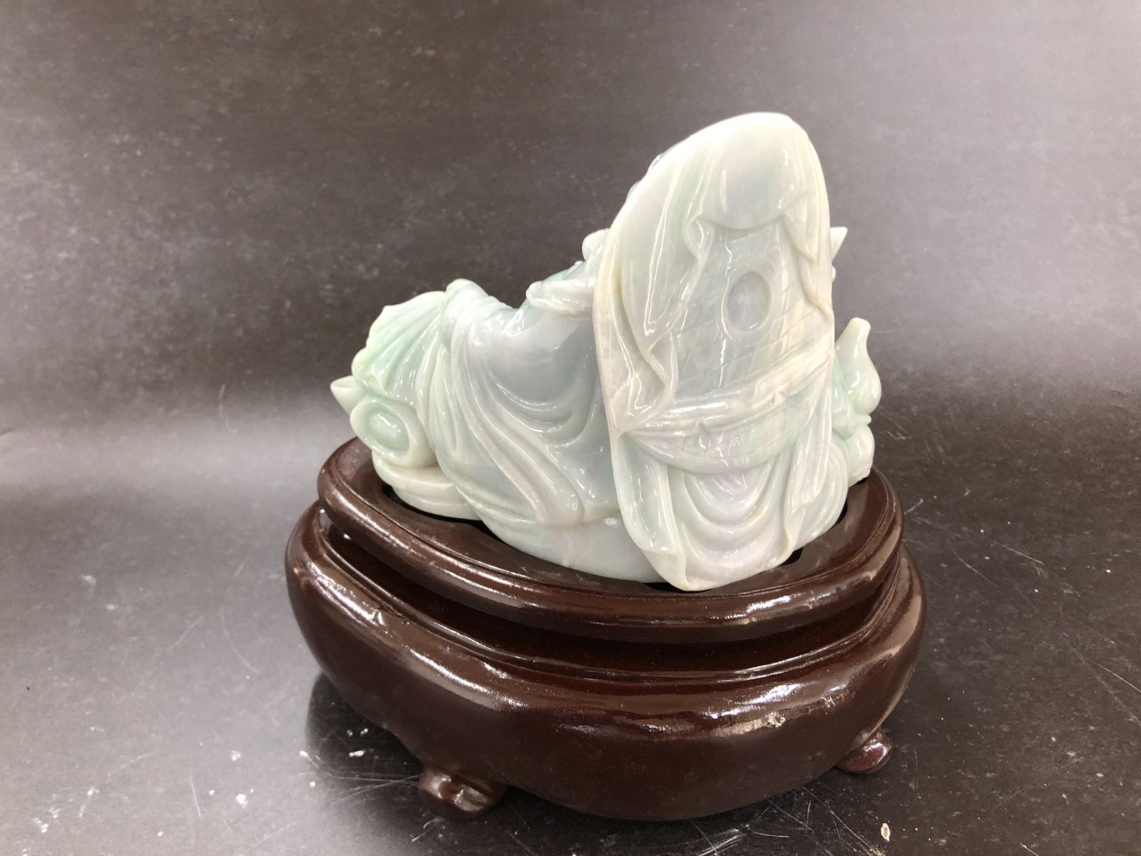 翡翠製？☆台座付き　布袋様　天然石　縁起　開運 a9823-44_700.jpg
