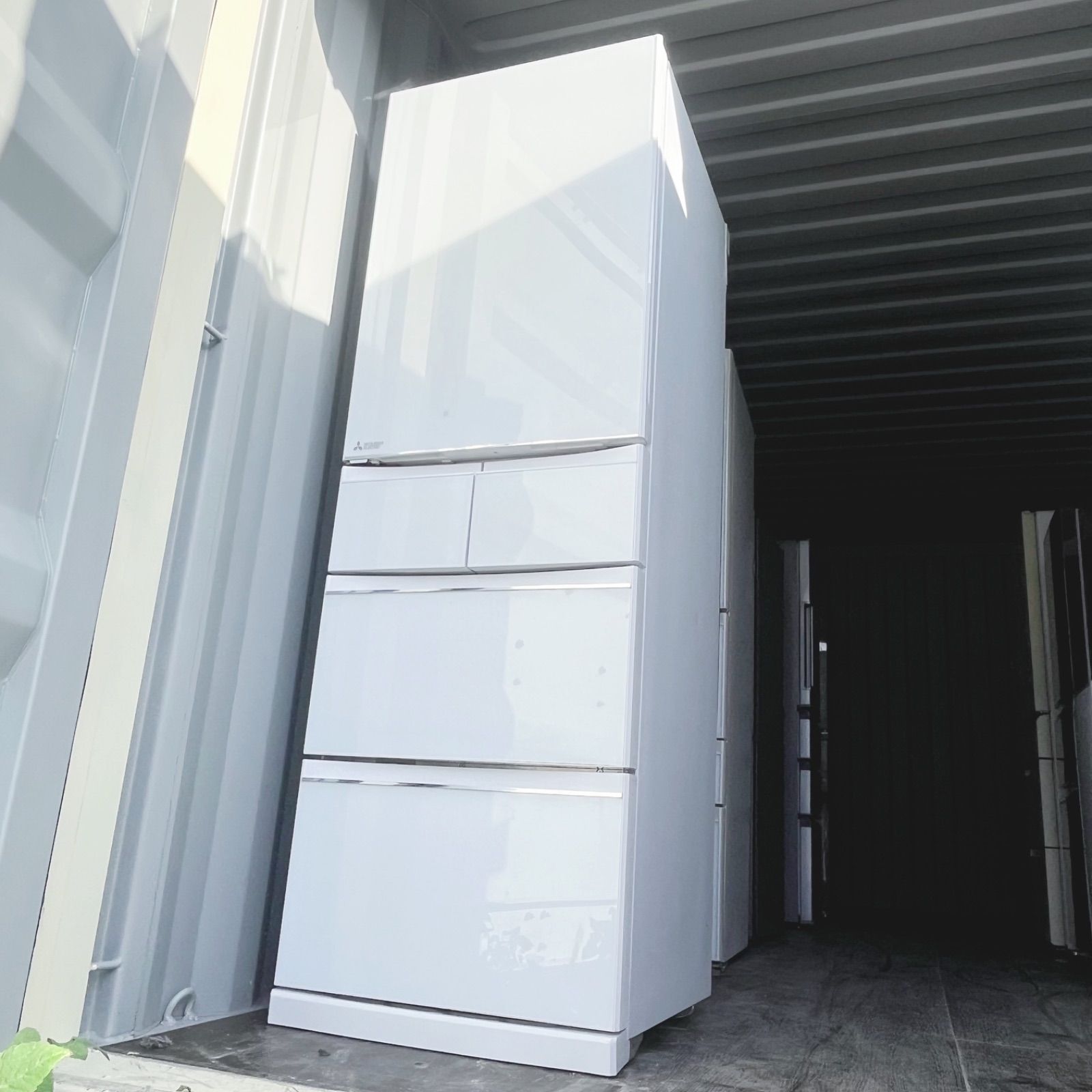 63取付無料！三菱ワイドチルドルーム搭載おしゃれホワイトインテリア5ドア冷蔵庫 63取付無料！三菱ワイドチルドルーム搭載おしゃれホワイト