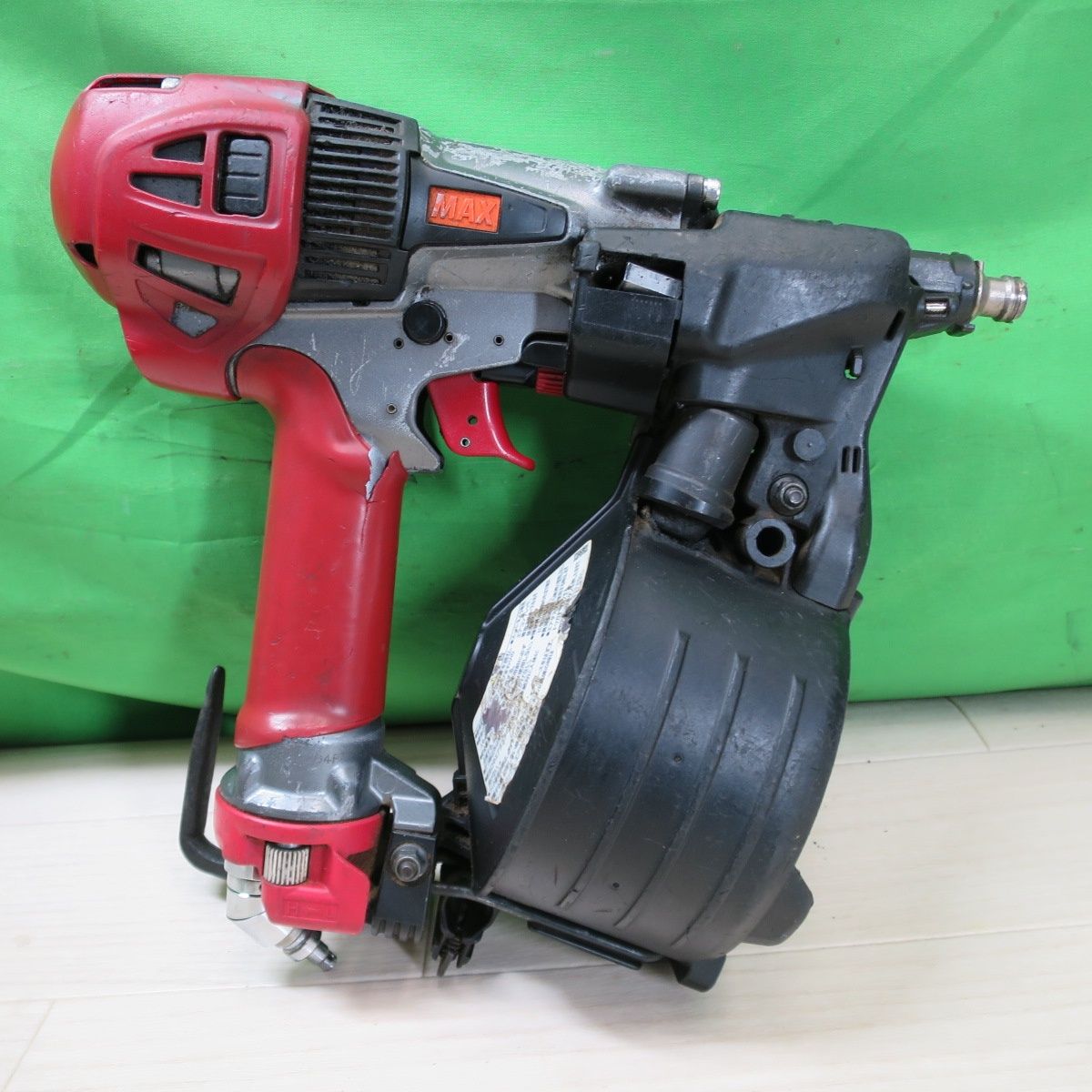送料無料 MAX マックス 釘打機 高圧 コイル ネイラ HN-50N2 D エアー ツール 工具 ネイル 釘打ち機 ジャンク品