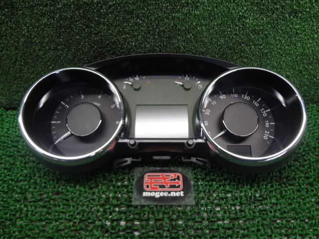 日産 互換品 燃料ゲージ センサー 25060-E4100 スカイライン サニー