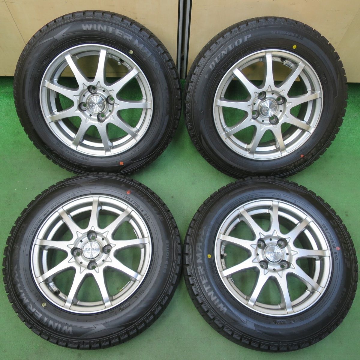タイヤほぼ未使用！22年☆スタッドレス 165/70R14 ダンロップ 