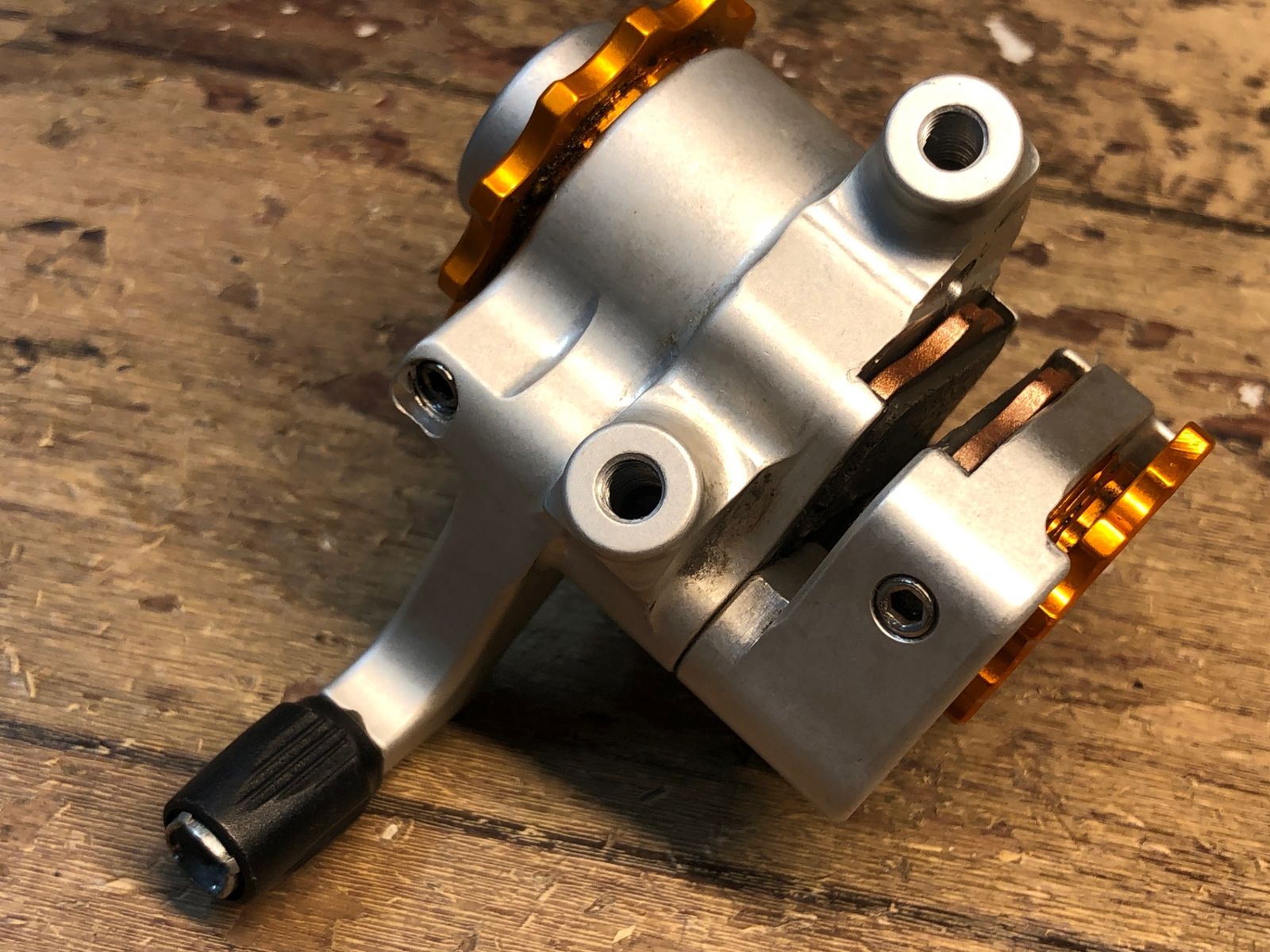 IC047 ポールコンポーネント