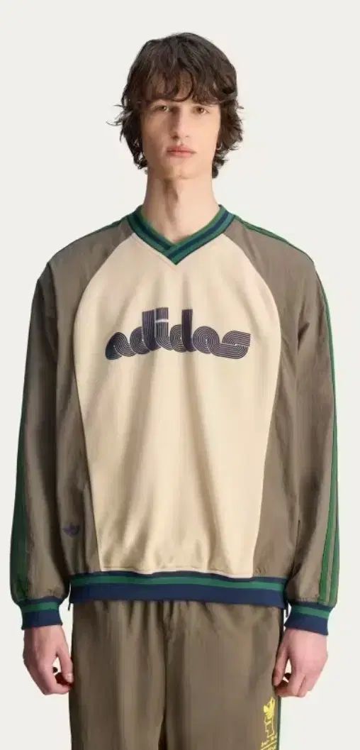 adidas アディダス ブレインデッド クルーネック