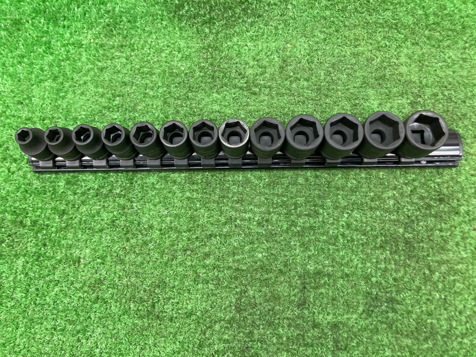 今だけ値下 EXPERT♪7～19mm♪9.5sq. 3 8 インパクトソケットセット 12pcs♪アクトツール富山店♪BR