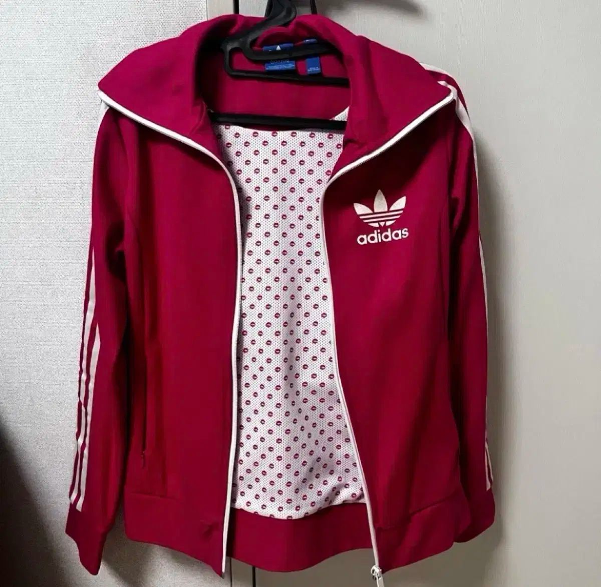 90 ) adidas(アディダス) ピンク ジャージ 東リべ マイキー adidas
