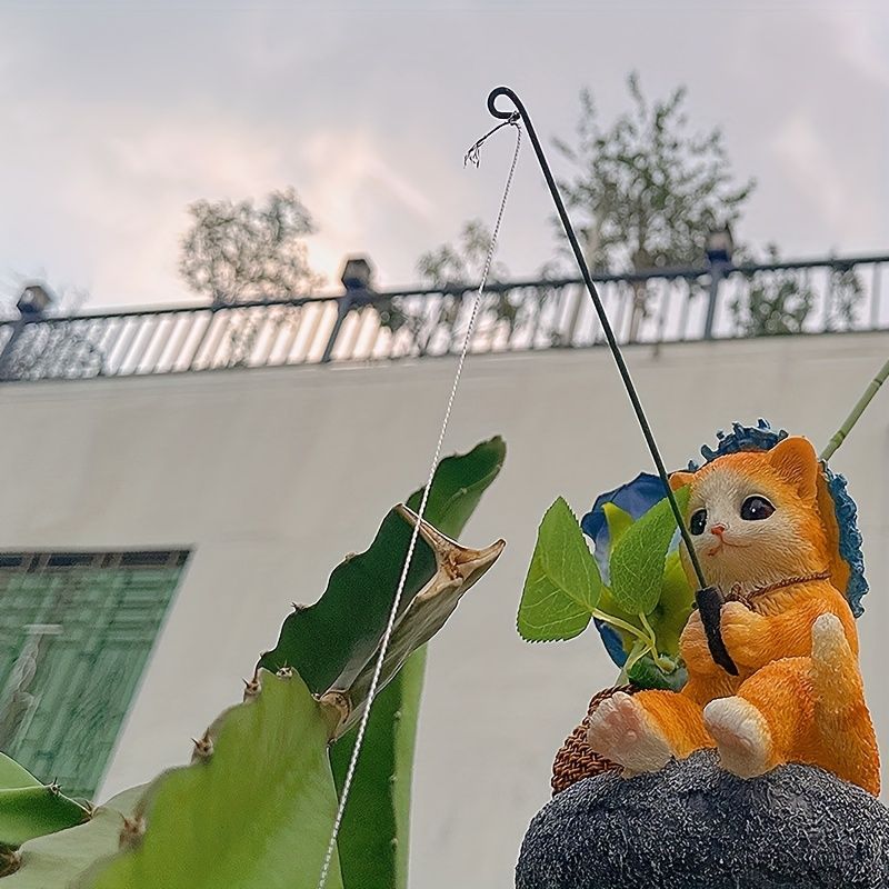 置物 オブジェ ガーデンオーナメント 釣りをしているネコ ねこ 猫 屋内 室内 屋外 インテリア 玄関 リビング ダイニング 装飾 庭 ガーデニング 装飾 ガーデン 樹脂 ユニーク ギフト インテリア用品 贈り物 雑貨 可愛い 池オブジェ