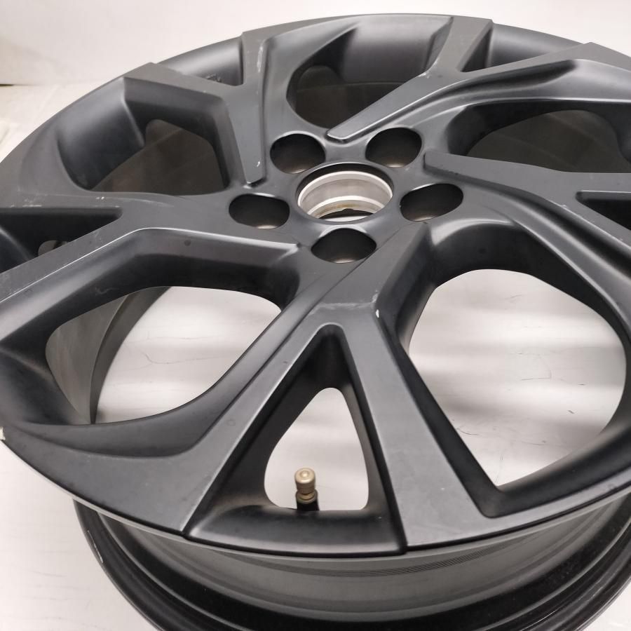 ◆配送先指定あり◆ 希少！ 18x7J トヨタ CH-R Mode Nero 純正 5H -114.3 OffSet 50 ハブ 60mm 1本のみ