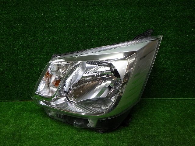 ムーヴ　LA150S　LA160S　左ヘッドライト　ハロゲン用　（19S47） LA150S LA160S ムーヴ 右 ヘッドライト ☆ハロゲン用☆ 即決