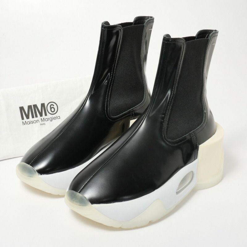 Maison Margiela MM6 ブラックレザー ブーティ Maison Margiela MM6 ブラックレザー ブーティ