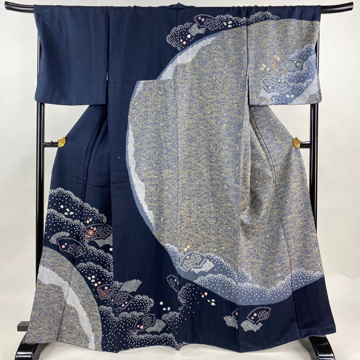 訪問着 身丈163.5cm 裄丈69.5cm L 袷 扇面 椿 刺繍 絞り 紺色 正絹 秀品