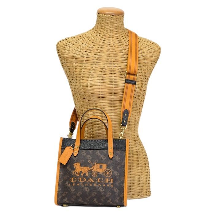 コーチ COACH フィールド トート 22 ウィズ ホース アンド キャリッジ プリント アンド キャリッジ バッジ ポリッシュドペブルレザー C8456 ハンドバッグ 2WAY レディース ダークブラウン | オレンジ mbn03004