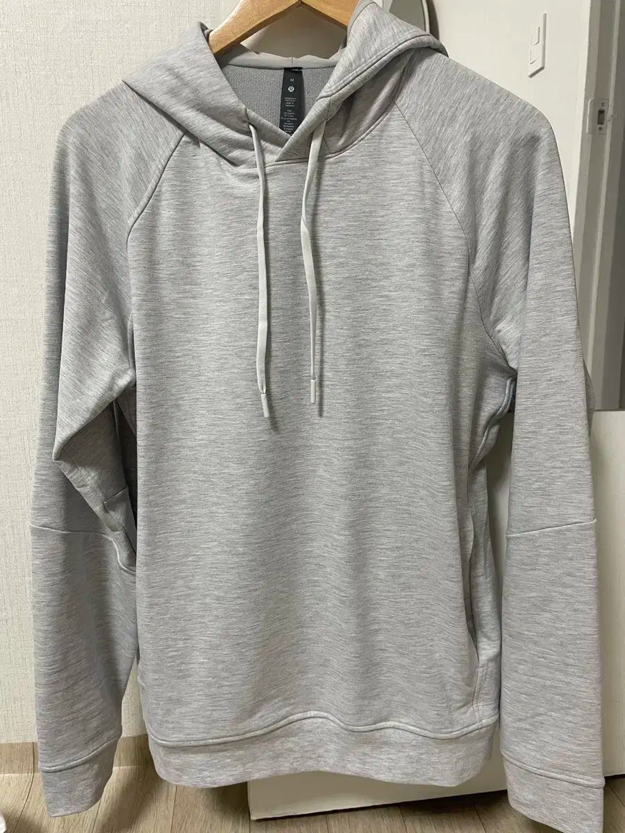lululemon ルルレモン マンチェスター シティFC スウェット フード付きTシャツ m