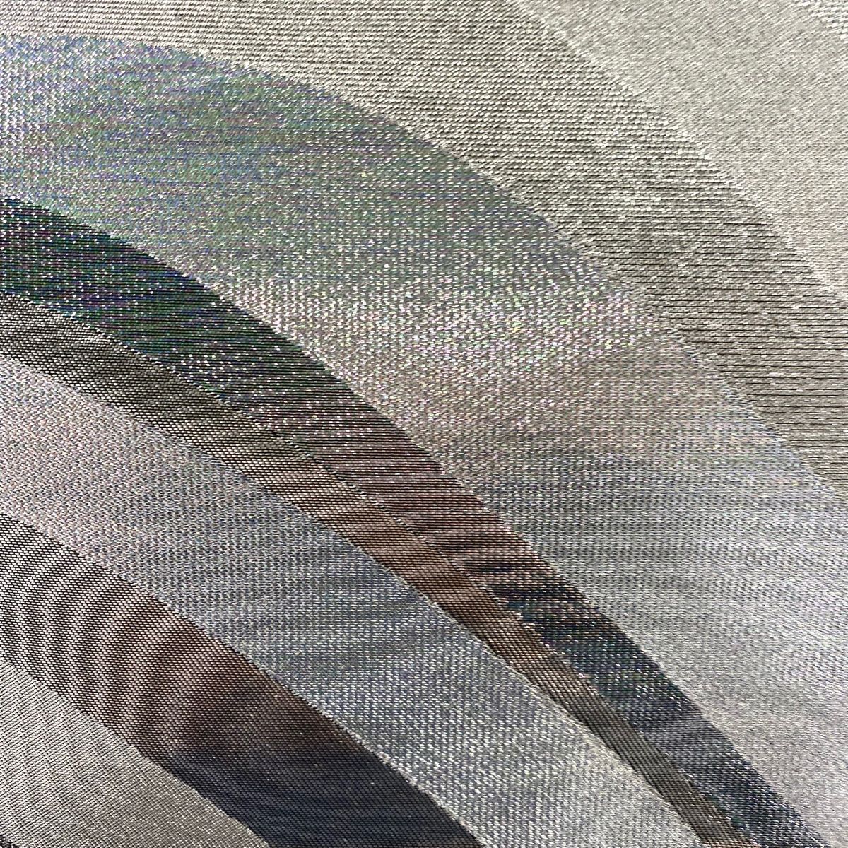 幾何学模様 銀糸