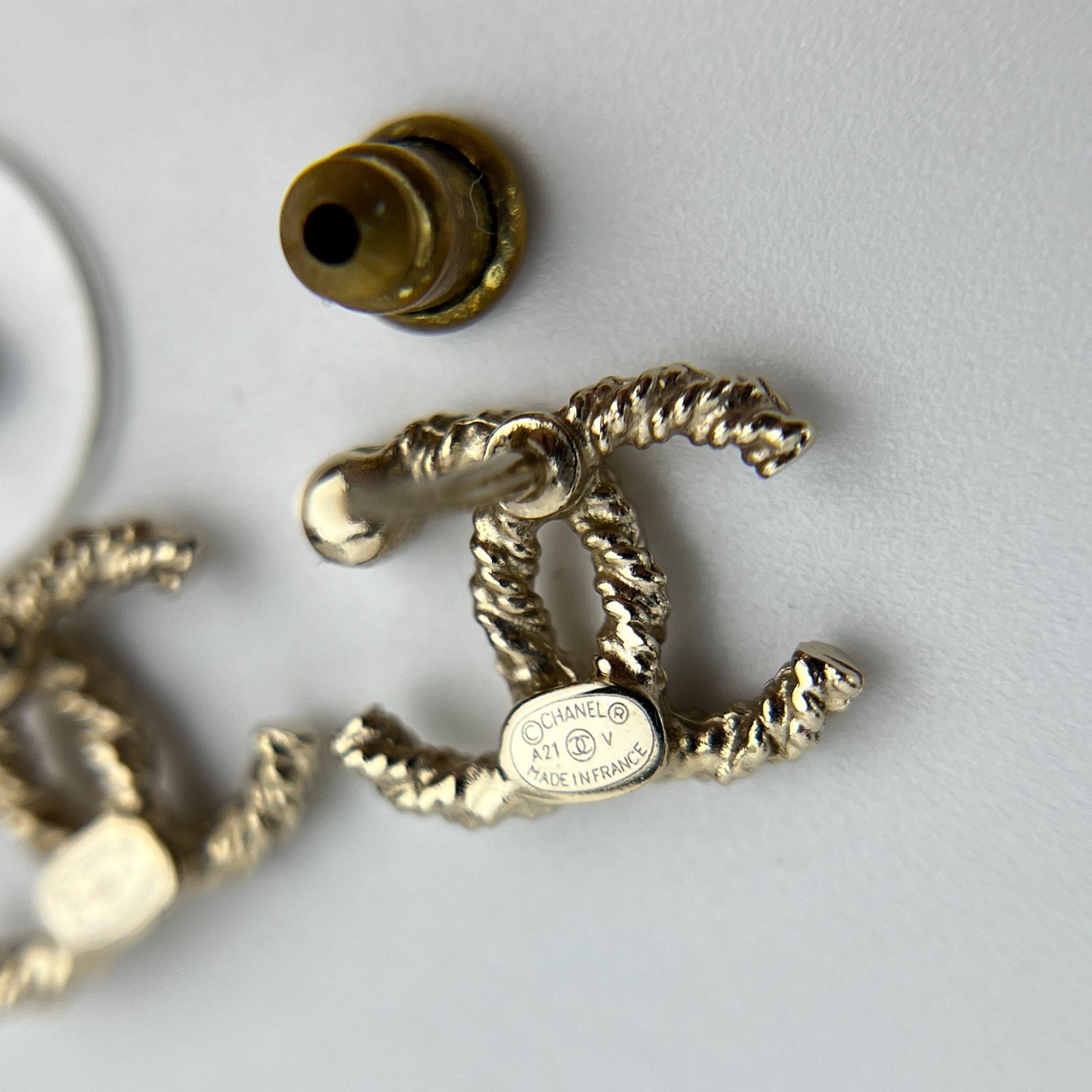 ピアス ゴールド