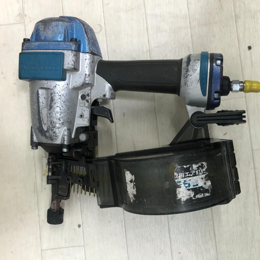 サイディング用常圧釘打ち機