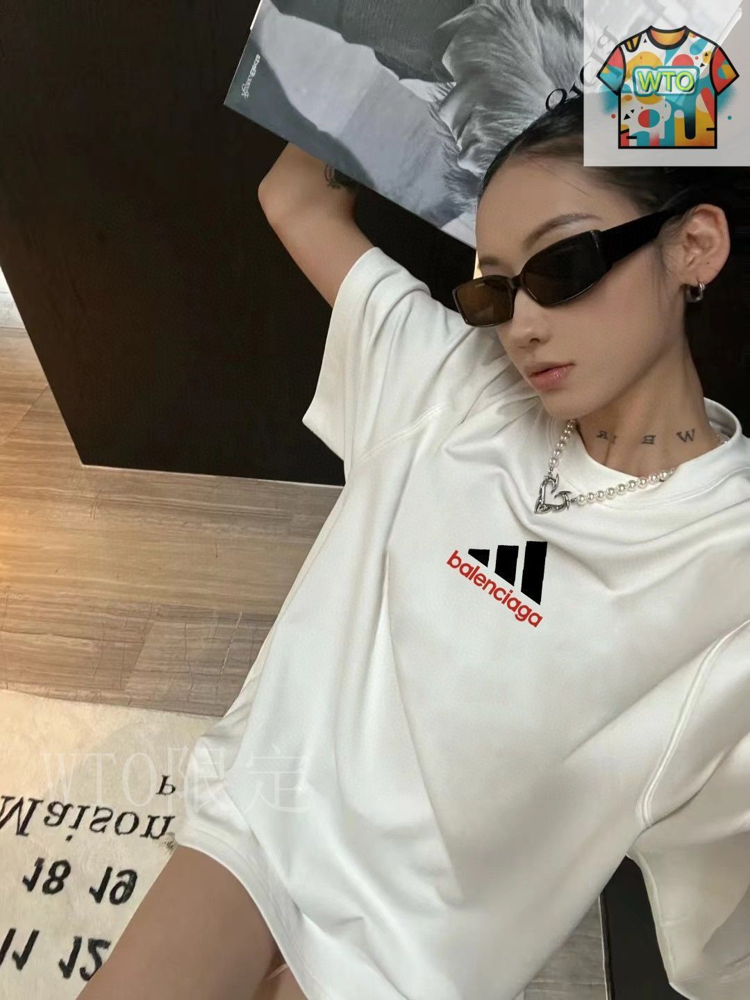 【Adidas】★BalenciagaコラボゆるTシャツ紺 Balenciaga - x Adidas Logo cotton T-shirt Balenciaga