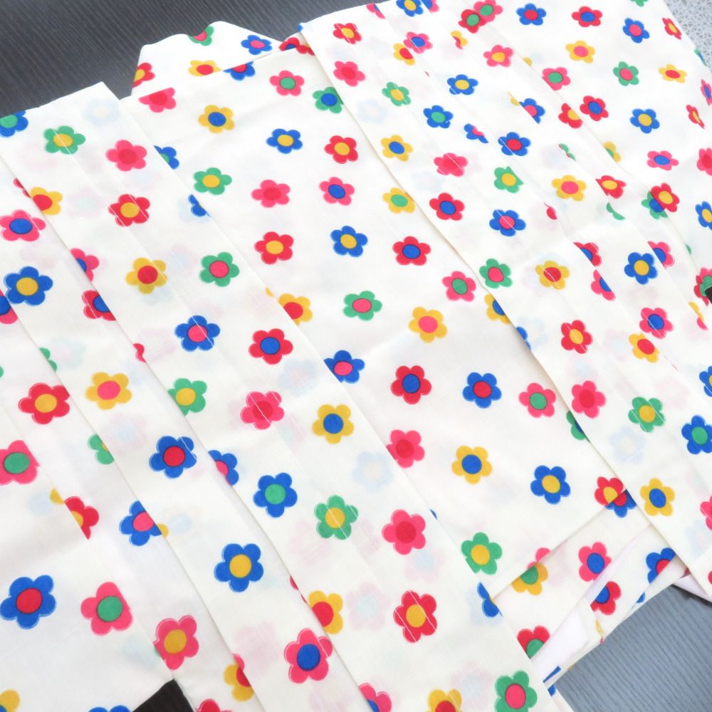 子供用 ウール 二部式着物・被布セット 白地 花柄 しょうざん レトロ