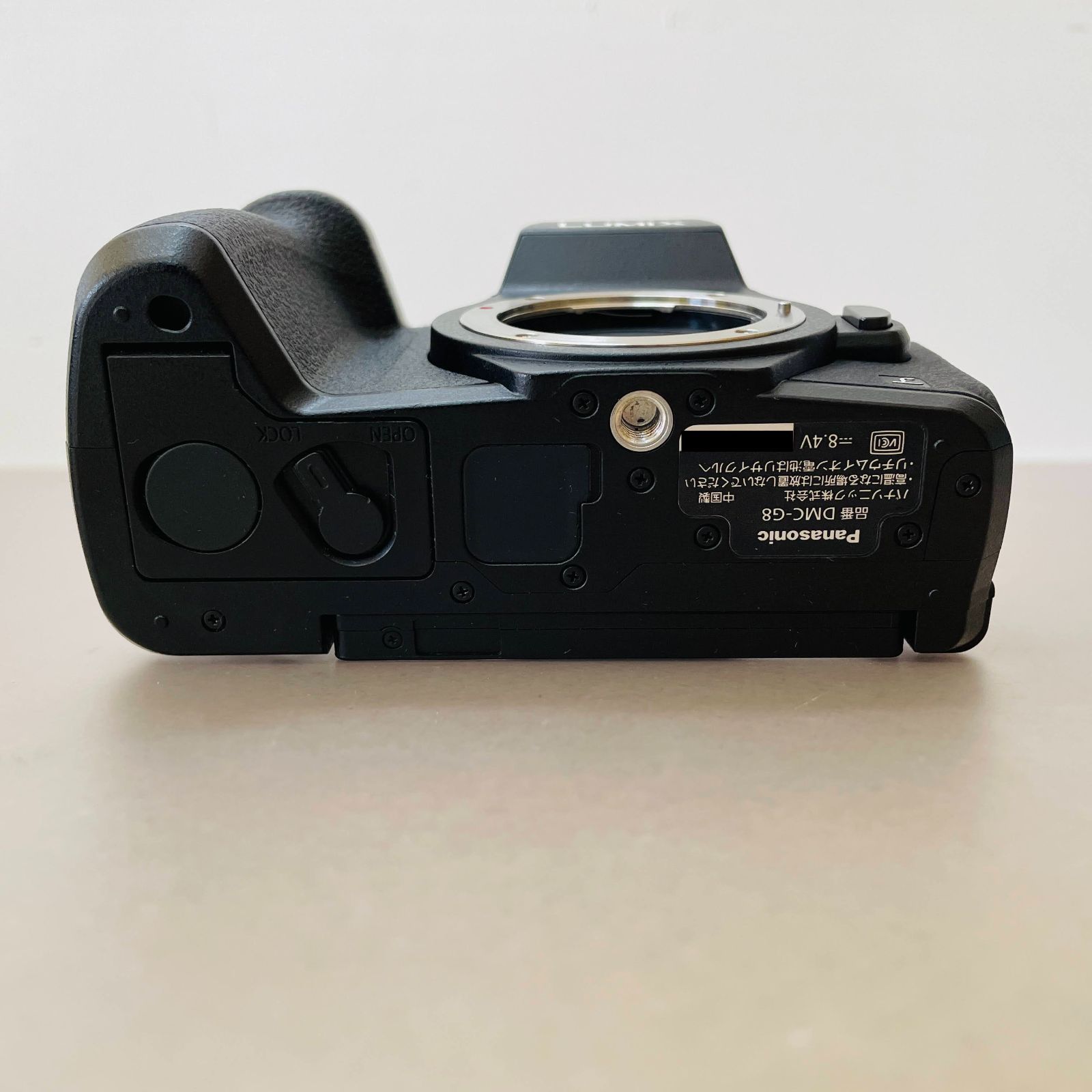 美品 Panasonic LUMIX G8 DMC-G8 シャッター回数2,098回 ボディ