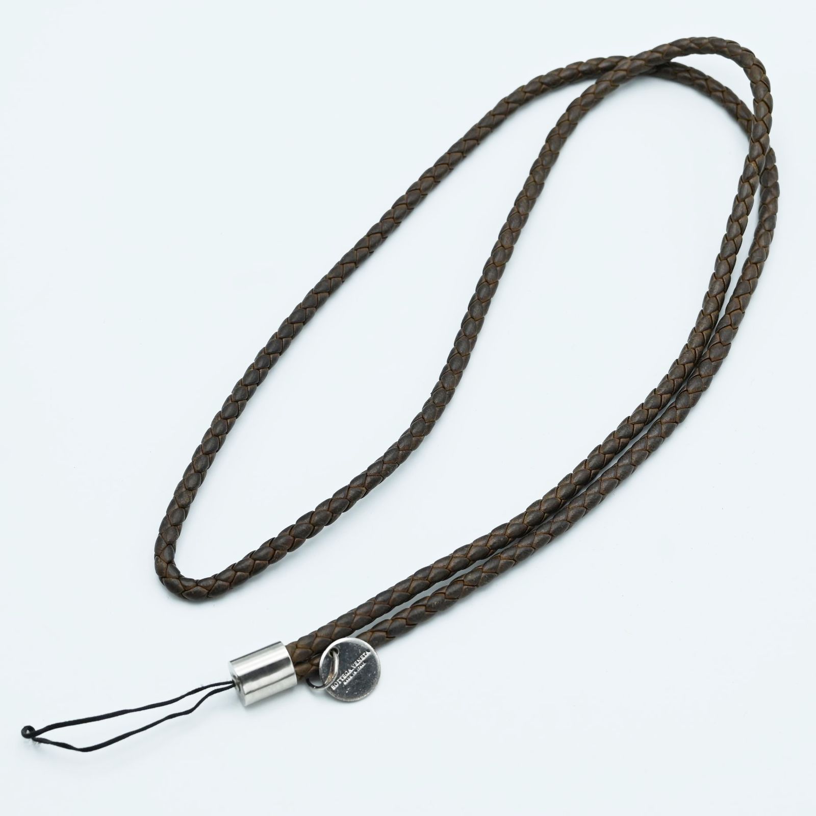 BOTTEGA VENETA ブラックレザーネックストラップ BOTTEGA VENETA ブラックレザーネックストラップ