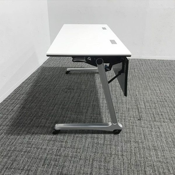 フラップ式会議テーブル