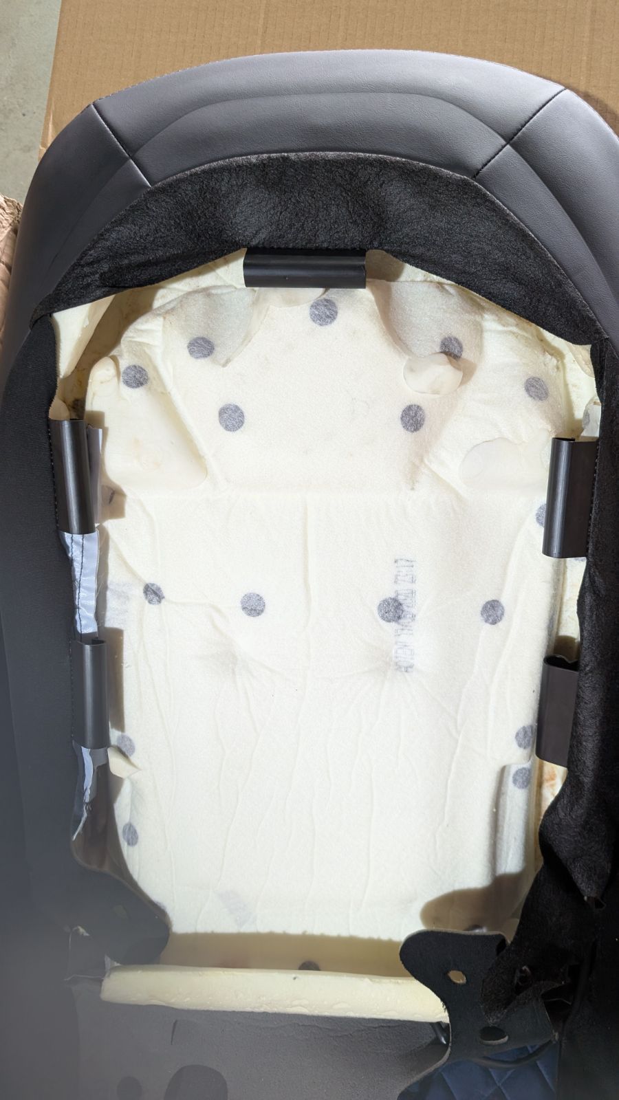 2019 シート座面背面合皮