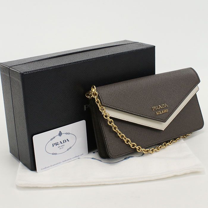 PRADA プラダ サフィアーノレザー チェーンウォレット 1DH052
