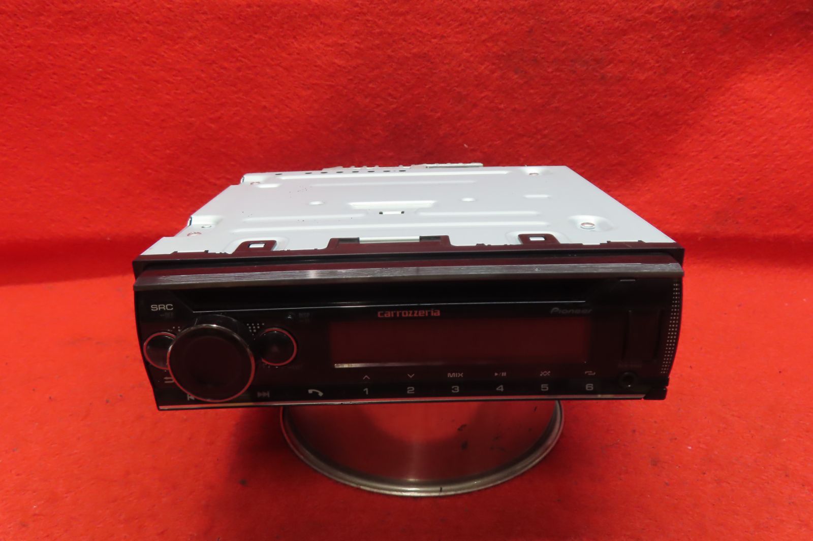 Pioneer MVH-5600 カーオーディオヘッドユニット Pioneer carrozzeria