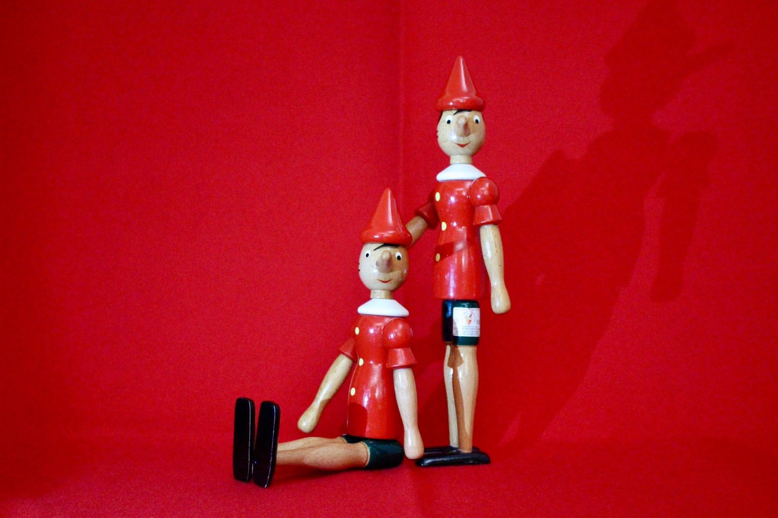 イタリア雑貨・ピエロコレクション【木製ピノキオ2体セット】
