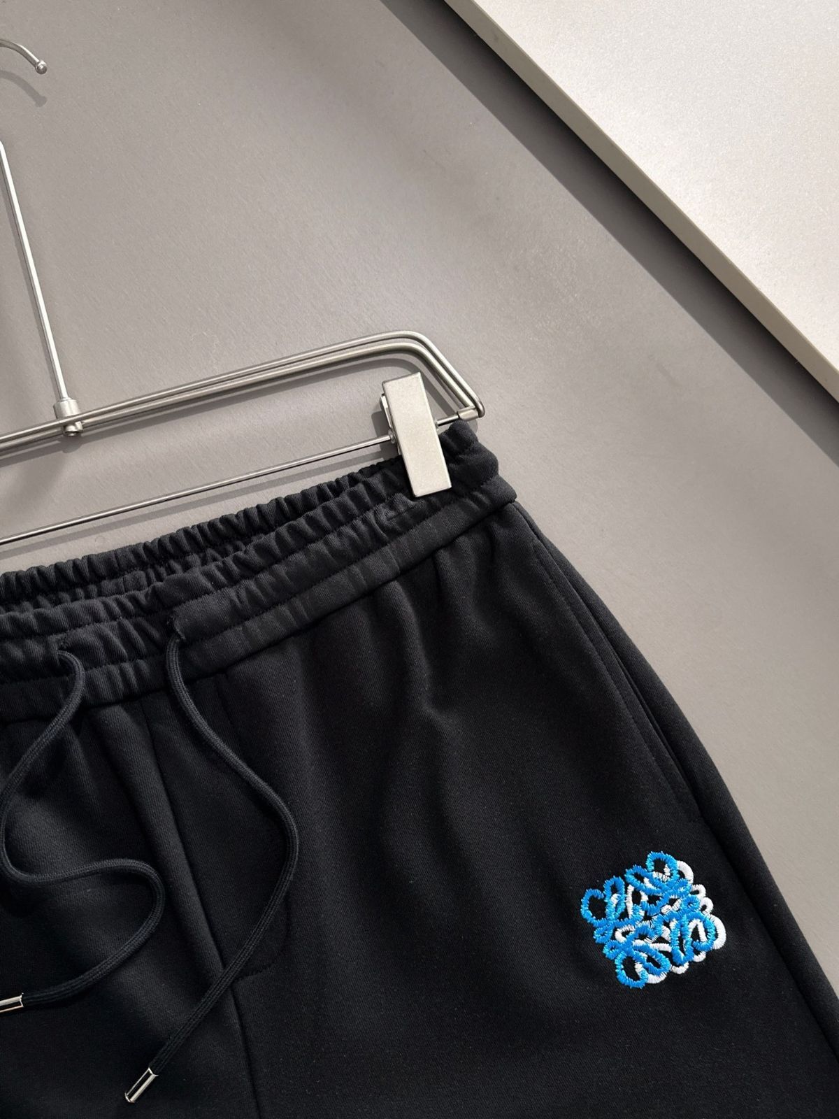 LOEWE ブラック