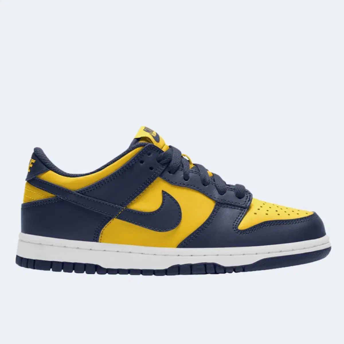 NIKE ナイキ ダンク ロー レトロ バーシティ メイズ 260