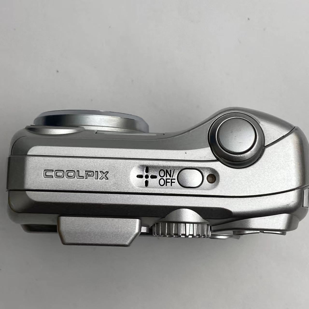 Nikon ニコン COOLPIX 2200コンパクトデジタルカメラ - メルカリ