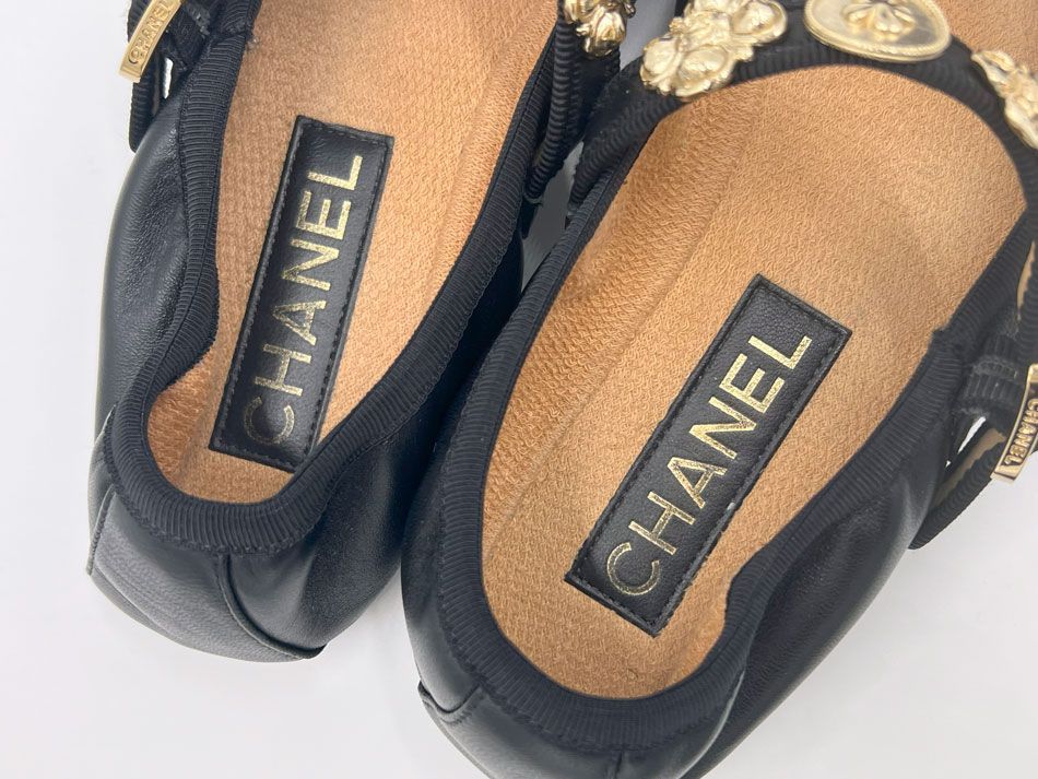 CHANEL シャネル ラムスキン メリージェーン ブラック Mary janes - Lambskin, black — Fashion | CHANEL