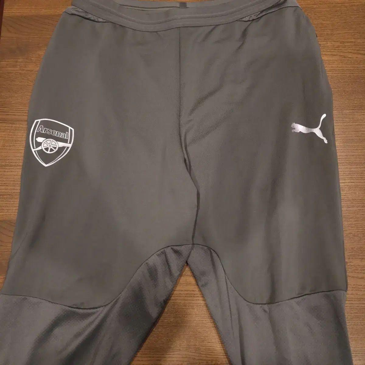 アーセナルFC トレーニング パンツ