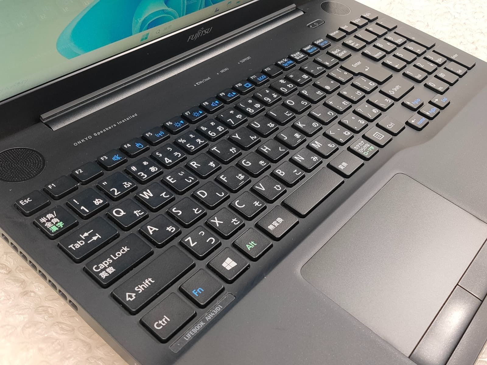 富士通 LIFEBOOK AH43/D1 Ryzen 3 2300U/4GB/500GB HDD