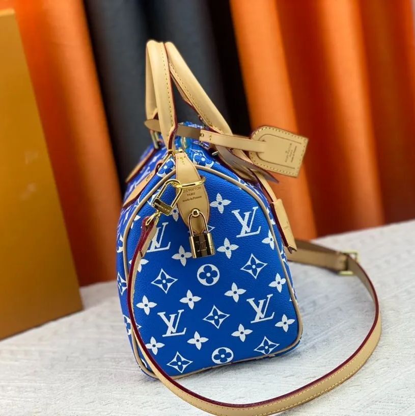 新品未使用 箱付 LOUIS VUITTON ノベルティトートバッグ 専用ページ - メルカリ