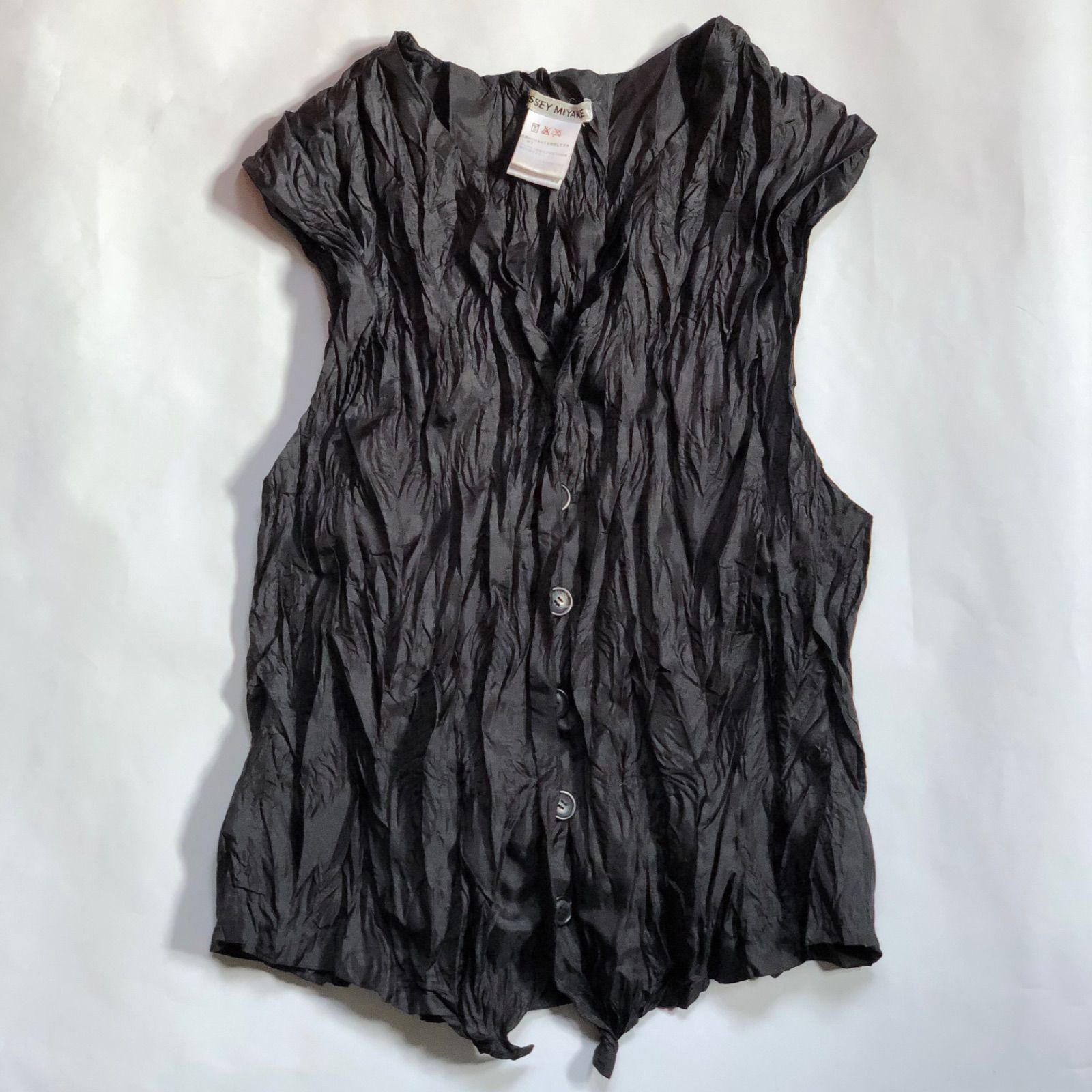 ISSEY MIYAKE プリーツ ジレ ベスト シワ加工 レディース 1990 ISSEY MIYAKE プリーツ ジレ ベスト シワ加工 レディース 1990