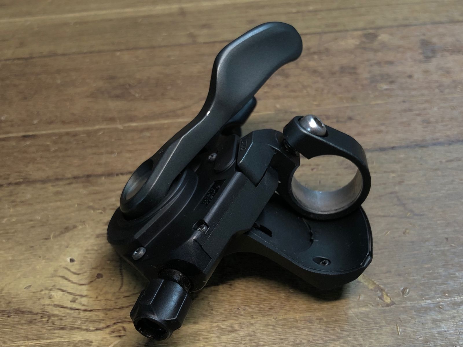 Shimano Tiagra シフター　4700系 シマノ TIAGRA SL-4700｜上位グレードの機能を多く踏襲した変速