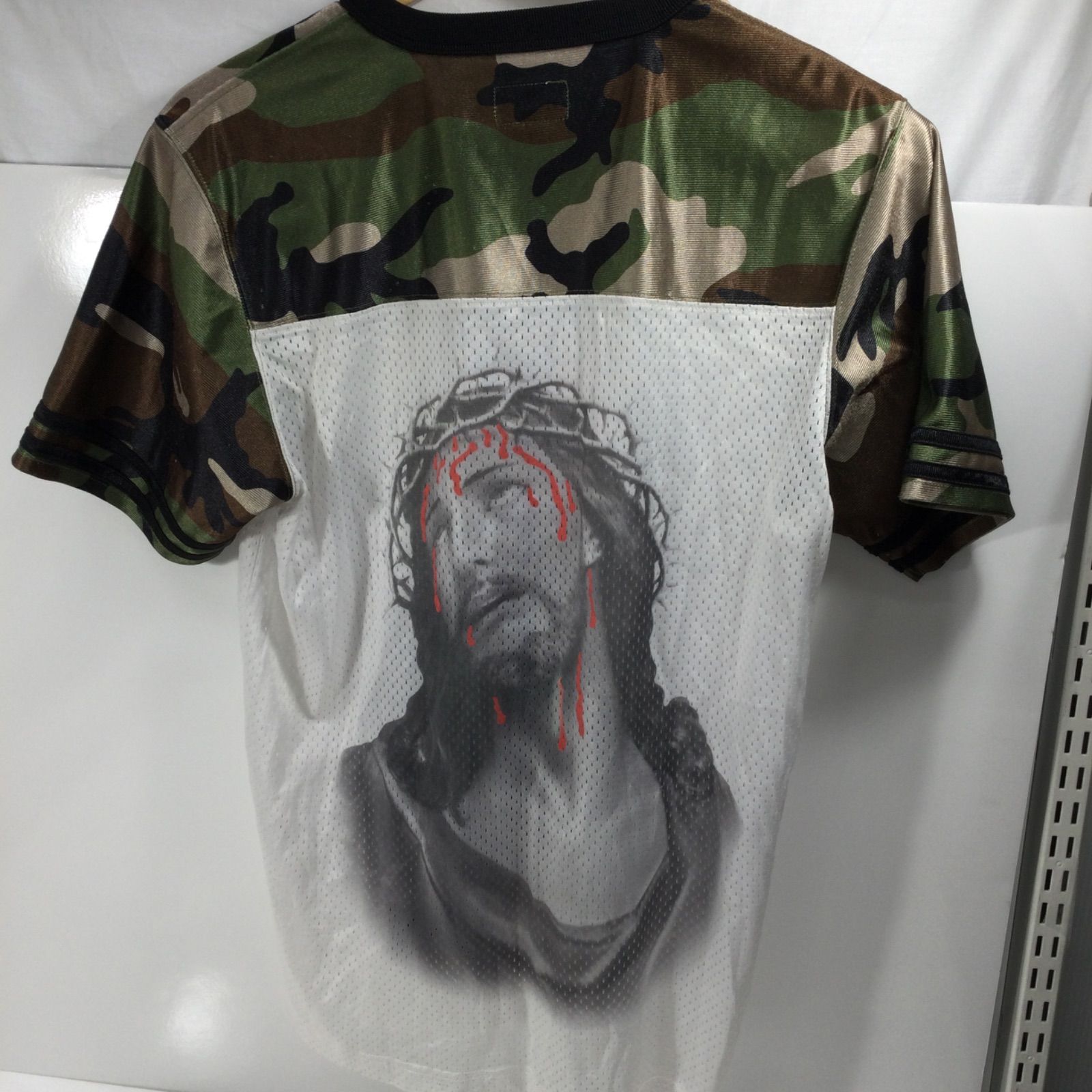 ☆売り尽くしセール！！☆ Supreme シュプリーム JESUS football top 