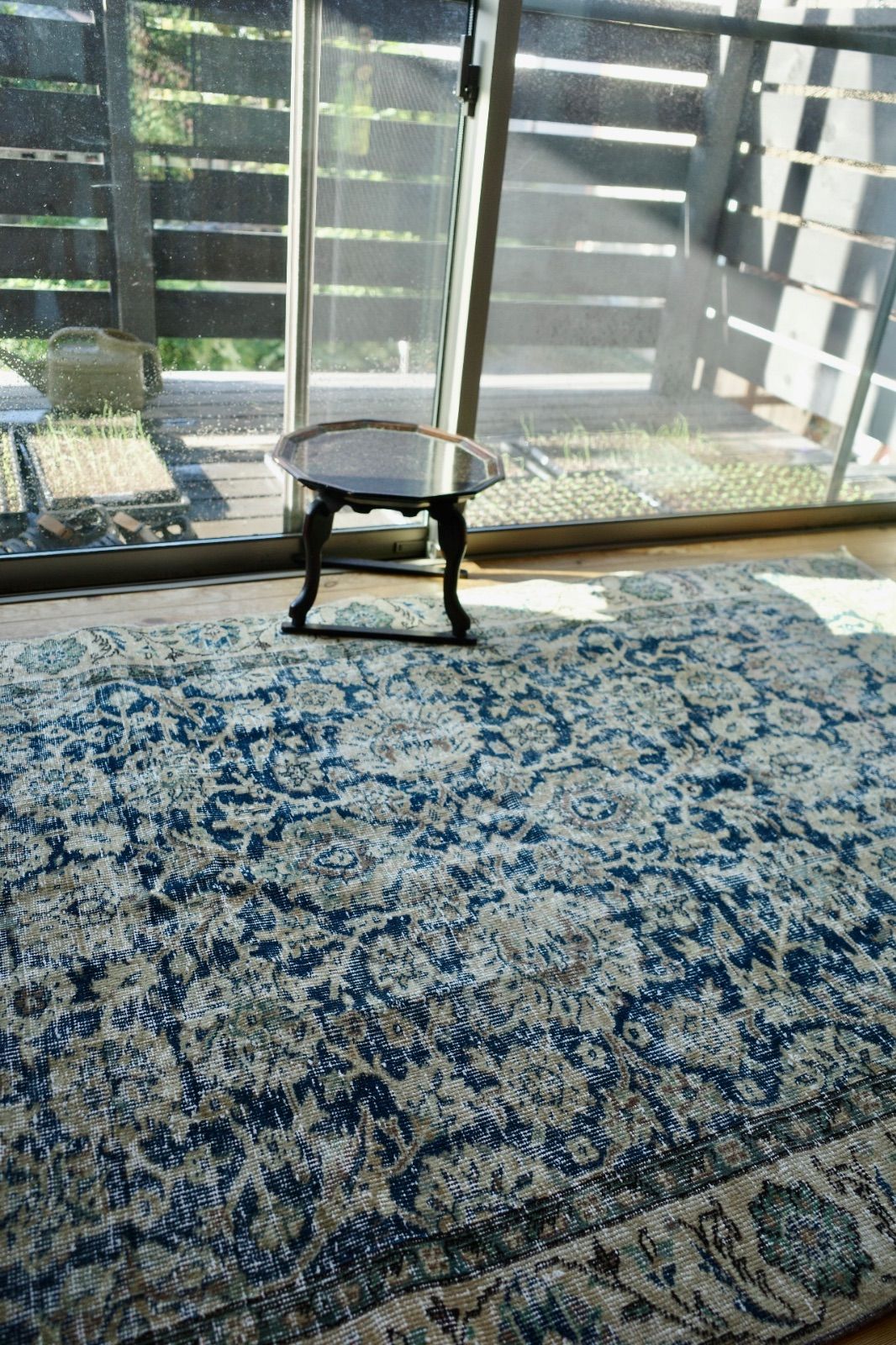 ブルー 総柄フローラル