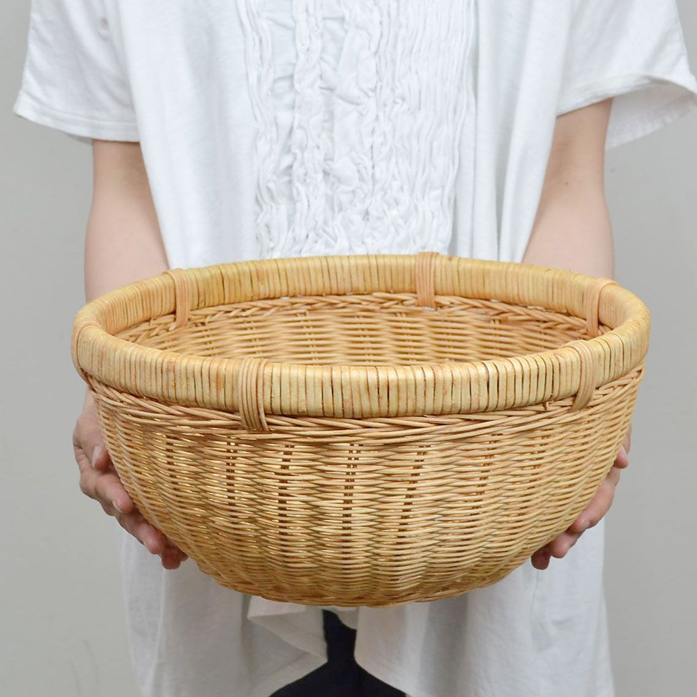 ラタン 丸かご Lサイズ 籐 ベトナム製 小物収納 カゴ - メルカリ