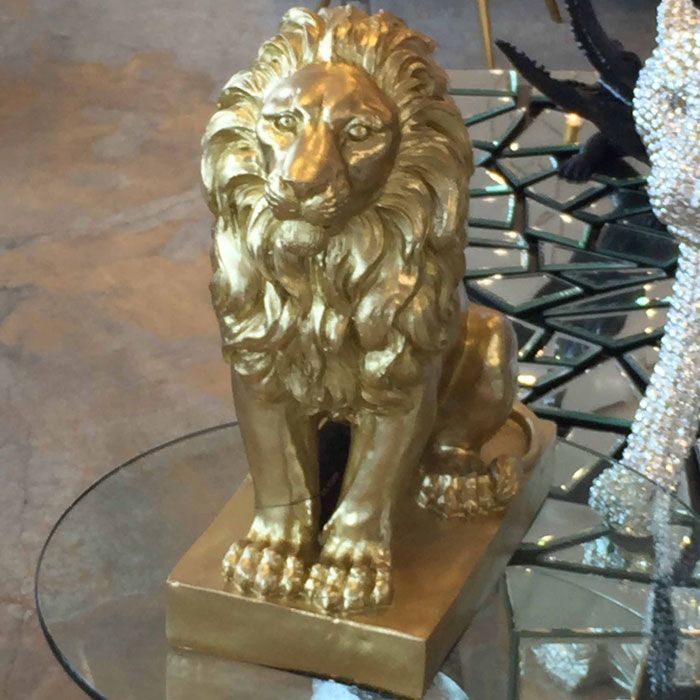 インスタ映え ラグジュエリー ライオン Lion 百獣の王 お座り オブジェ 置物 キラキラ 存在感抜群 開運 オシャレ ゴールド 金 雑貨 贈り物 プレゼント 店舗 ショップ ディスプレイ リビング 玄関 ミキインテリア