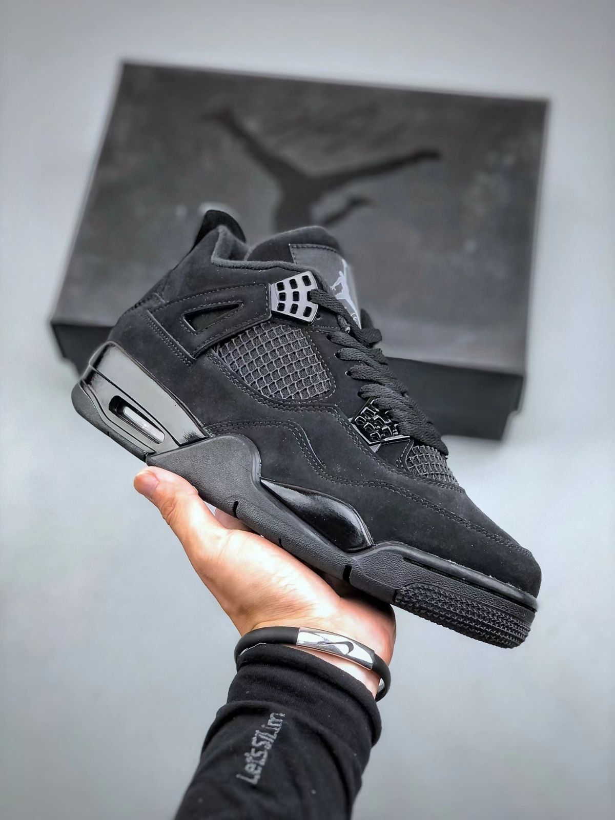 Air Jordan 4 Black Cat Sneakers