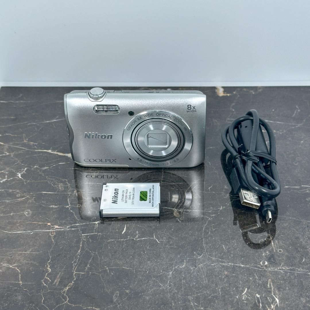 美品】Nikon COOLPIX A300 シルバー ニコン クールピクス デジタル