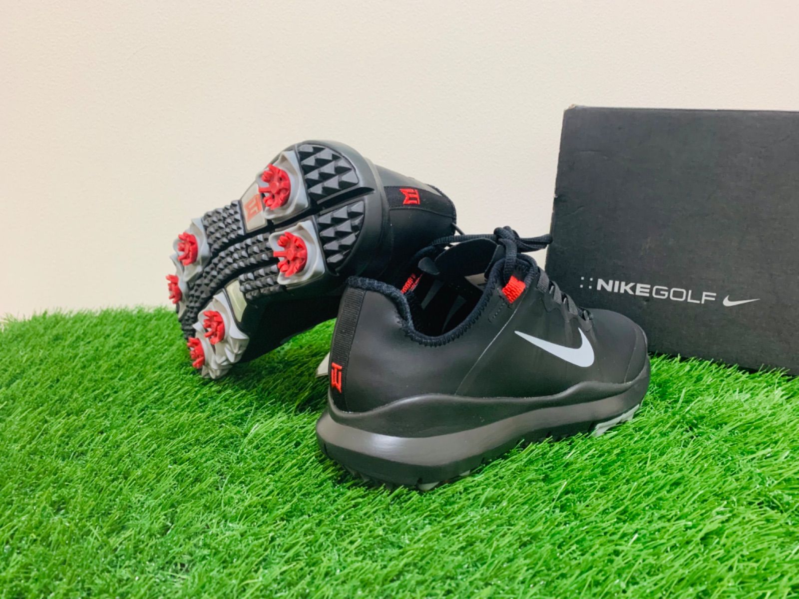 ナイキゴルフ タイガーウッズ TW13 ゴルフシューズ