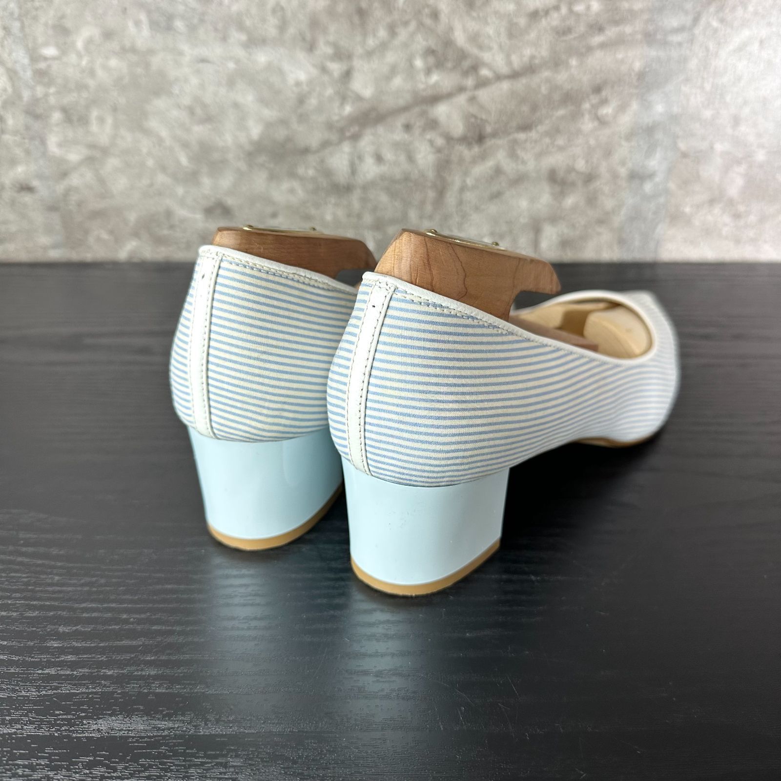 【美品】銀座かねまつ エナメル パンプス ポインテッドトゥ ベージュ 23cm S201 美品 銀座かねまつ GINZA Kanematsu ポインテッドトゥ
