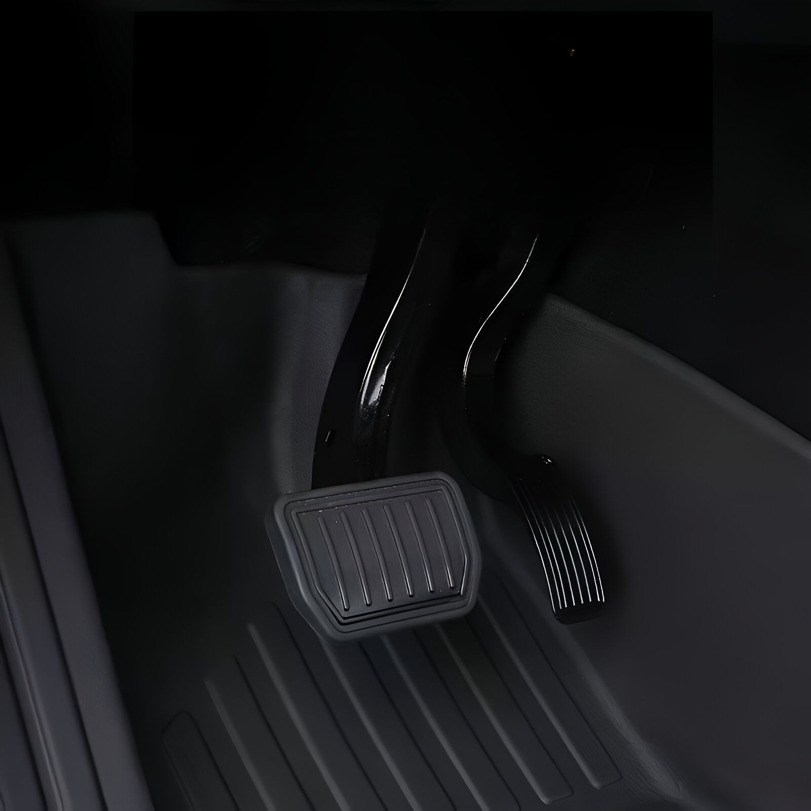 テスラModel3用フットパッド 滑り止め